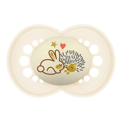 MAMAN | Sucette originale beige 18+ mois (pack de 3) couleur aléatoire - Tétine symétrique en silicone ultra-doux - Sucette bébé de forme anatomique pour un développement optimal de la bouche