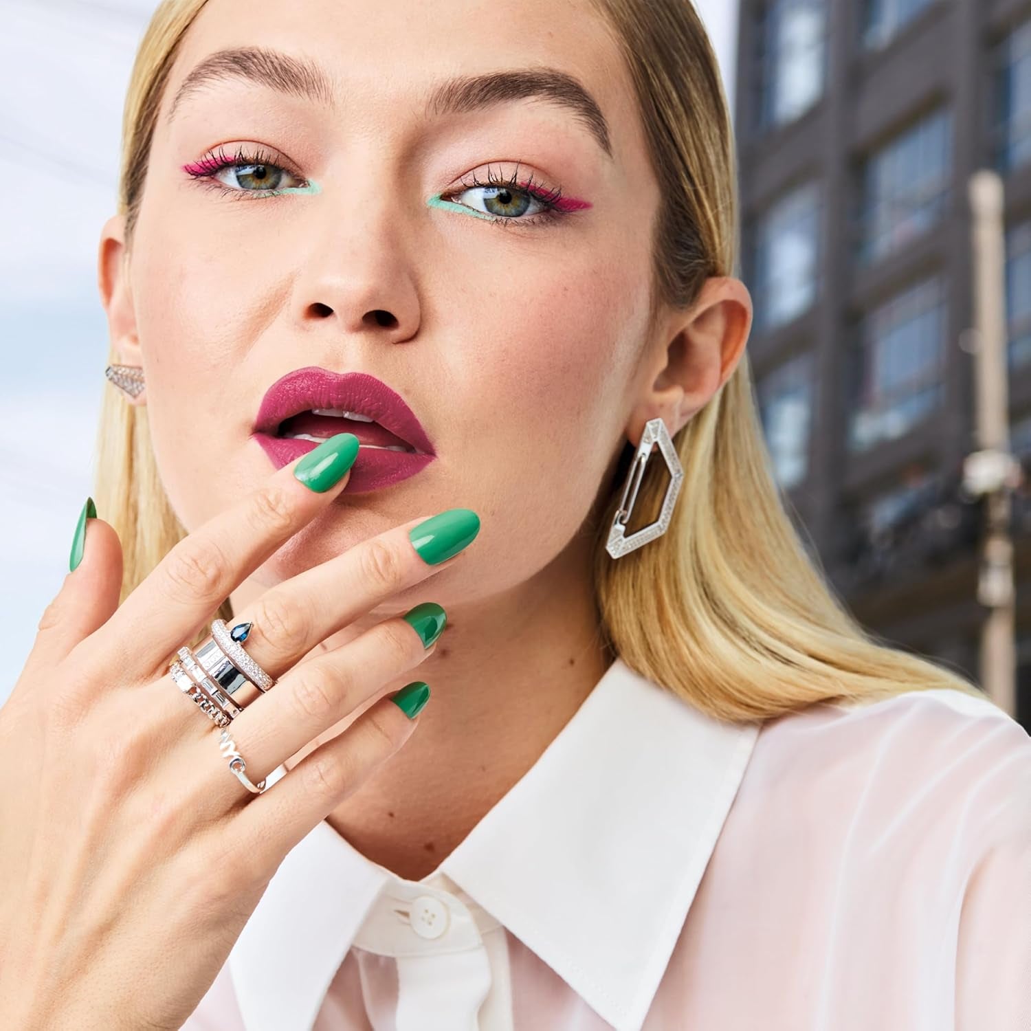 Maybelline New York Super Stay Ink Bonder 490 Hot Salsa Vernis à ongles longue durée pour des ongles forts et une couleur intense, 12,3 ml