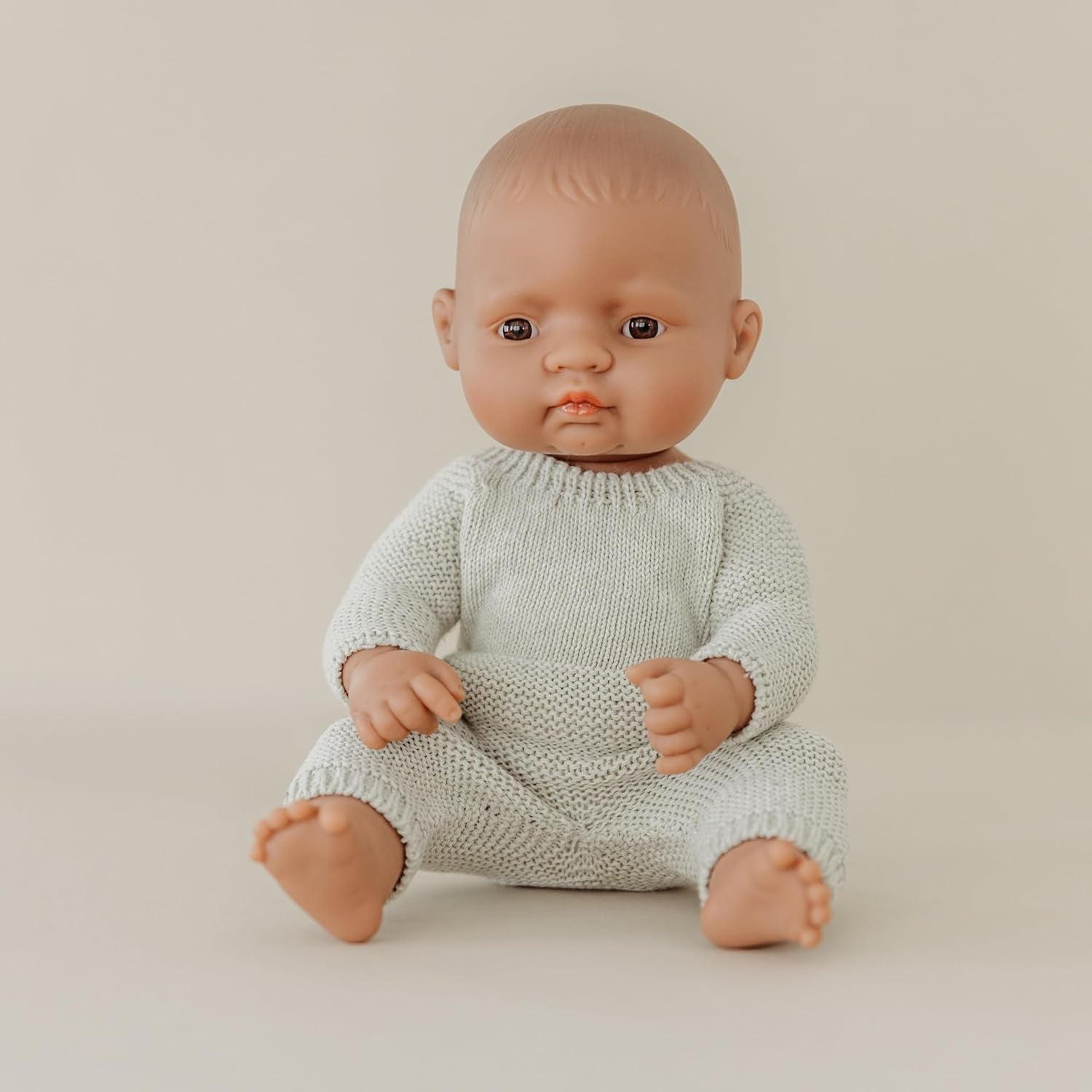 Miniland 31037 - Bébé Südamericanischer Junge Tüte - sans sous-vêtements, 32 cm