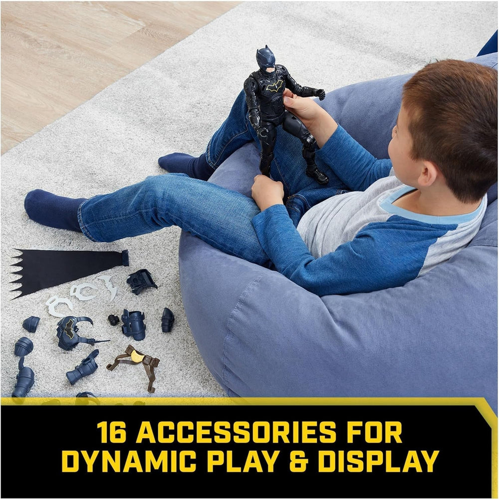 DC Batman Adventures Action Figure, 30 Cm - Cu 16 elemente de echipament și complet mobil pentru aventuri captivante și cascadorii pline de acțiune, jucărie pentru copii de la 3 ani în sus Action figures Naty Shop
