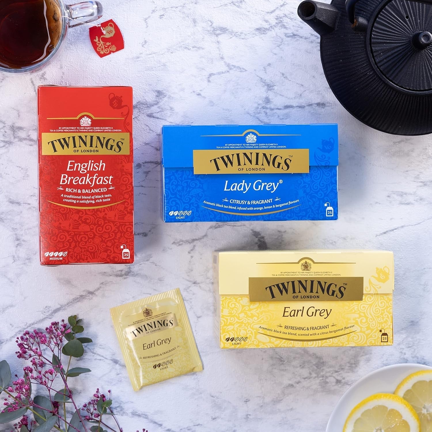 Twinings Earl Grey - Ceai negru în pliculețe, rafinat cu aromă de bergamotă - Ceai negru răcoritor din China, 25 pliculețe (50 g) (pachet cu 4)