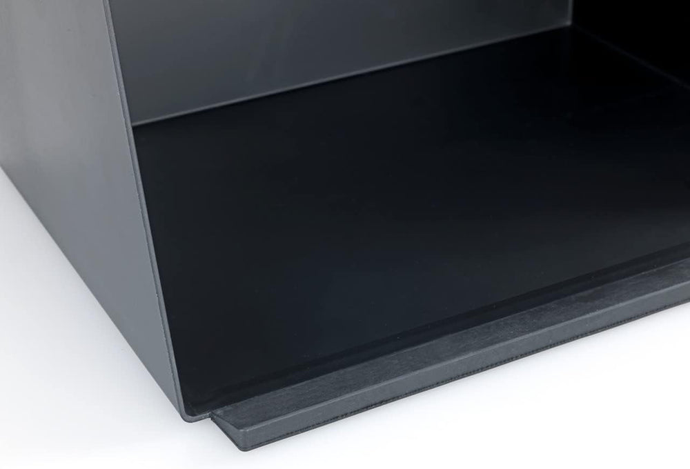 WENKO Corbeille à Pain Kubo avec Planche en Bambou, Rangement à Pain Polyvalent avec Couvercle et Planche à Découper en Bambou Intégrée, Boîte de Conservation des Aliments, Rangement du Pain Durable, 35 x 20,5 x 26 cm, Noir/Naturel Naty Shop