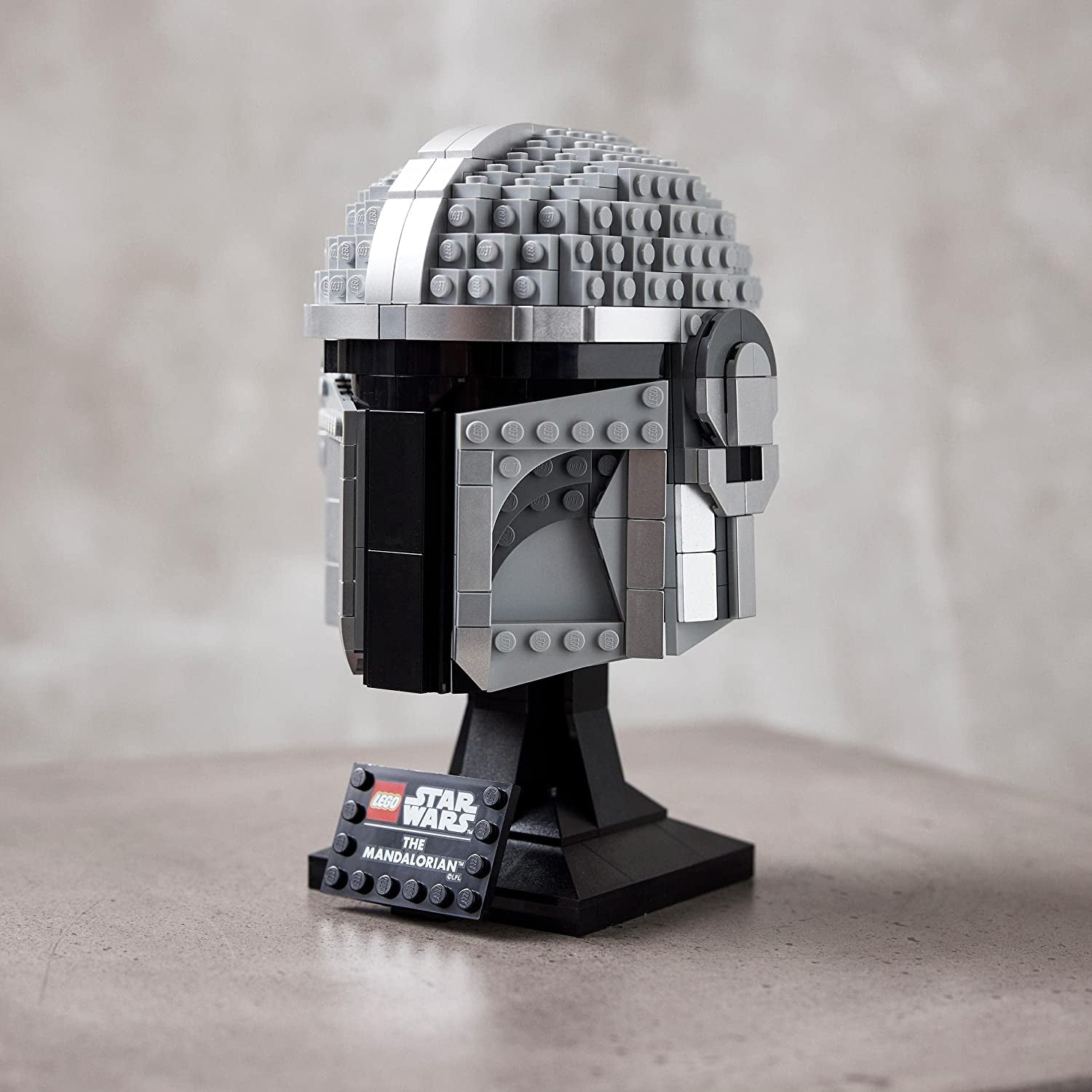 Modèle de casque mandalorien LEGO Star Wars, collection de décoration de chambre et un merveilleux cadeau pour adultes, kit, hommes, femmes, mère, père, idée cadeau de collection 75328 Jeux de construction Besuche den LEGO-Store