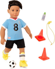 Our Generation - Mateo - Bewegliche 46 cm Junge Puppe - Lebensechte braune Augen & Zickzack-Haarschnitt-Liniendesign - Fußballtrikots & Zubehör - Spielzeug für Kinder ab 3 Jahren