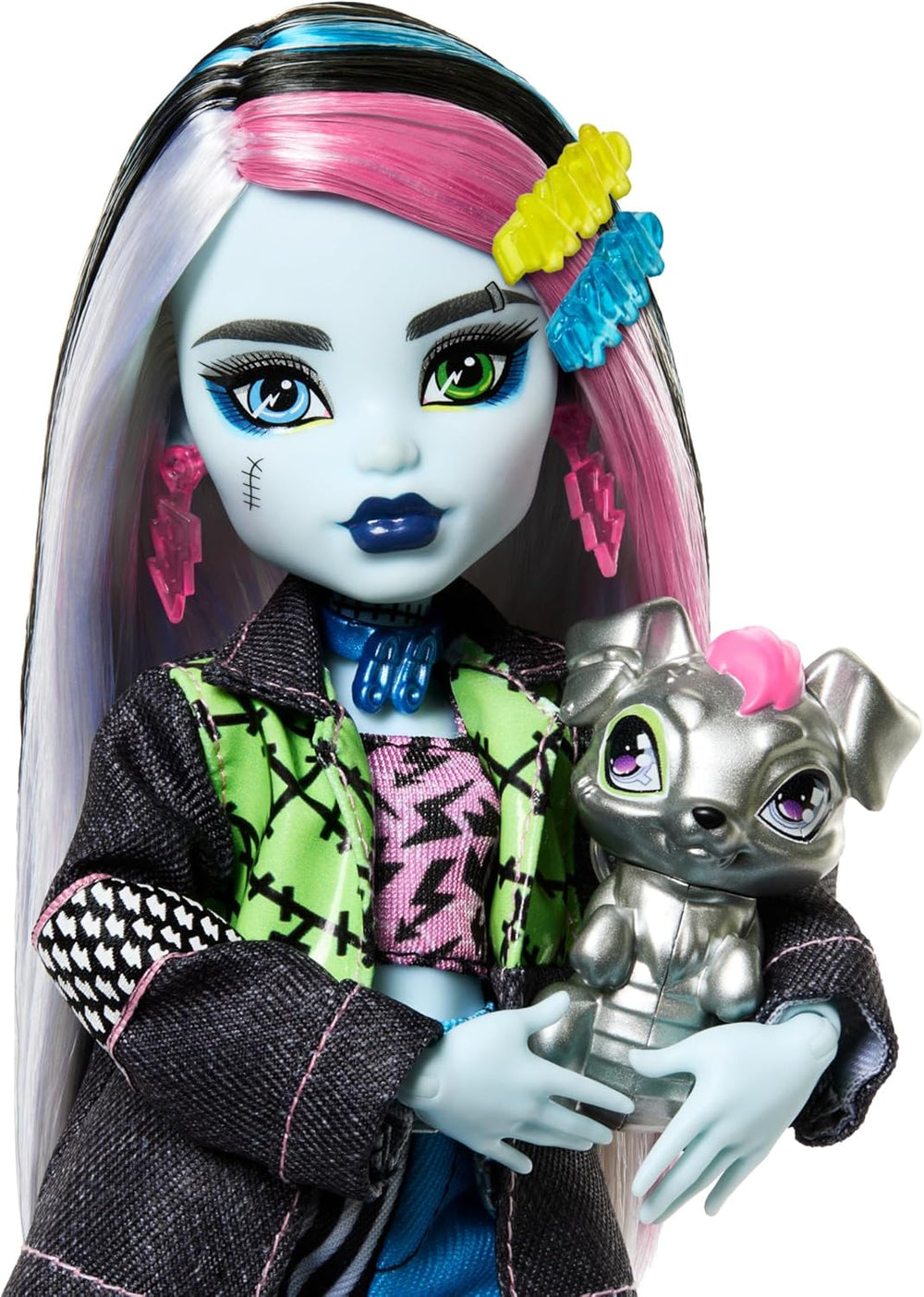 Poupée Monster High Frankie Stein en veste en jean et short, comprend également son chiot Watzie et des accessoires tels qu'un sac à dos, une collation et un cahier, HXH73