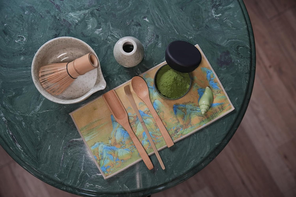 Matcha de qualité cérémonielle du Japon – Poudre de matcha 100 % naturelle, moulue à la main dès la première récolte, thé vert japonais original en boîte de 40 g – Qualité pure et traditionnelle