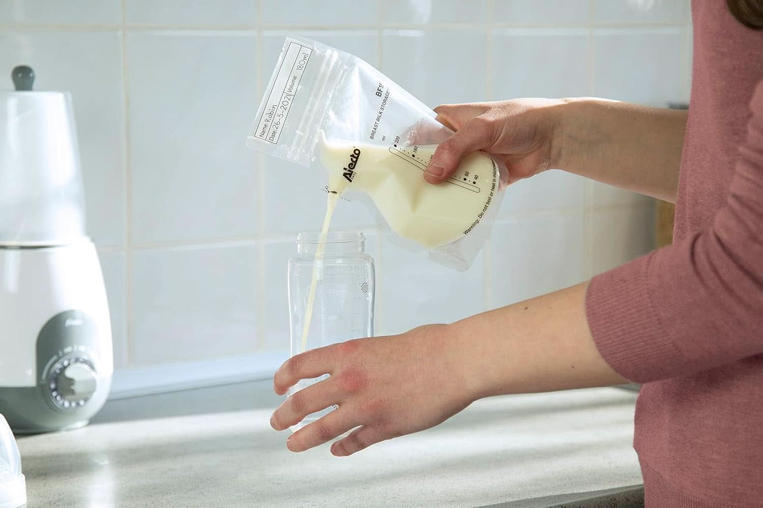 BF100 Sachet de conservation pour lait maternel - Sachet pour lait maternel - capacité 220 Ml - 100 pièces - Transparent Accessoires Alimentaire et Allaitement Bebe Naty Shop