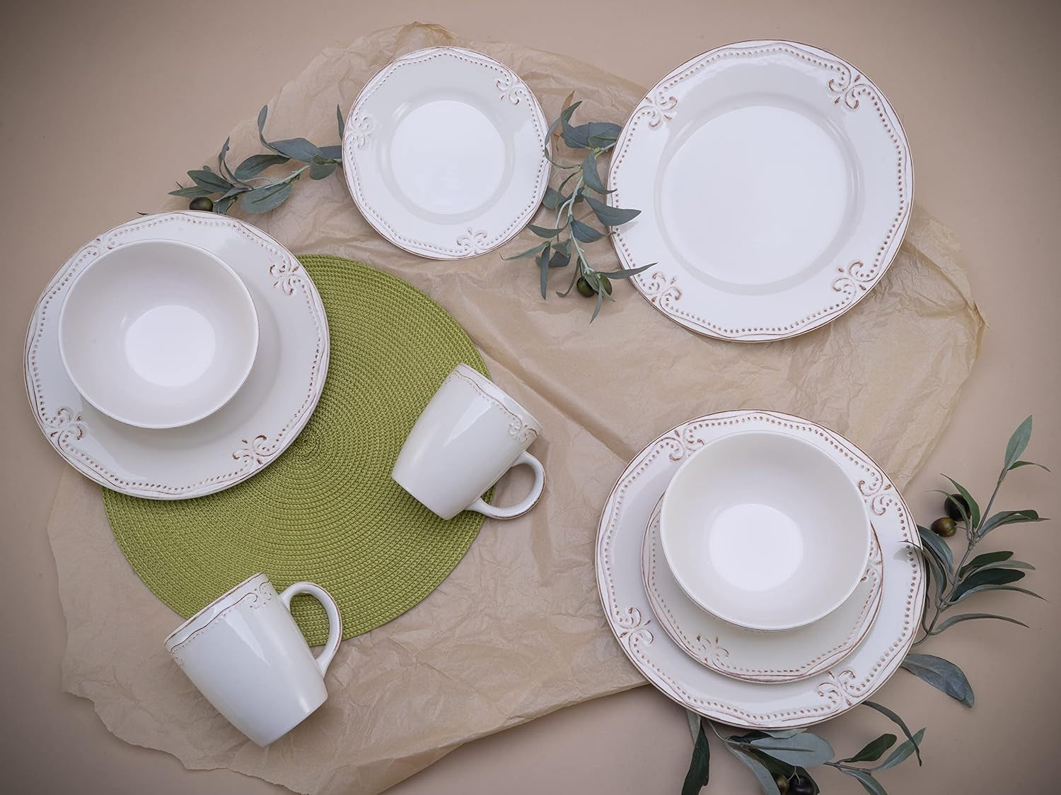 CreaTable, 23601, Série Romantic Vintage, Service de table 16 pièces pour 4 personnes, Service combiné en porcelaine, Passe au lave-vaisselle et au micro-ondes, Fabrication de qualité