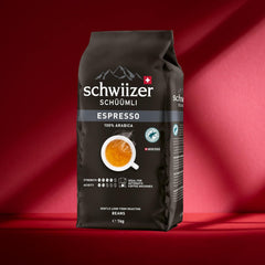 Schwiizer Schüümli Espresso, grains de café 100% Arabica, fort et intense, idéal pour machines à expresso automatiques, force 4/5, torréfaction moyenne, Rainforest Alliance, 1kg