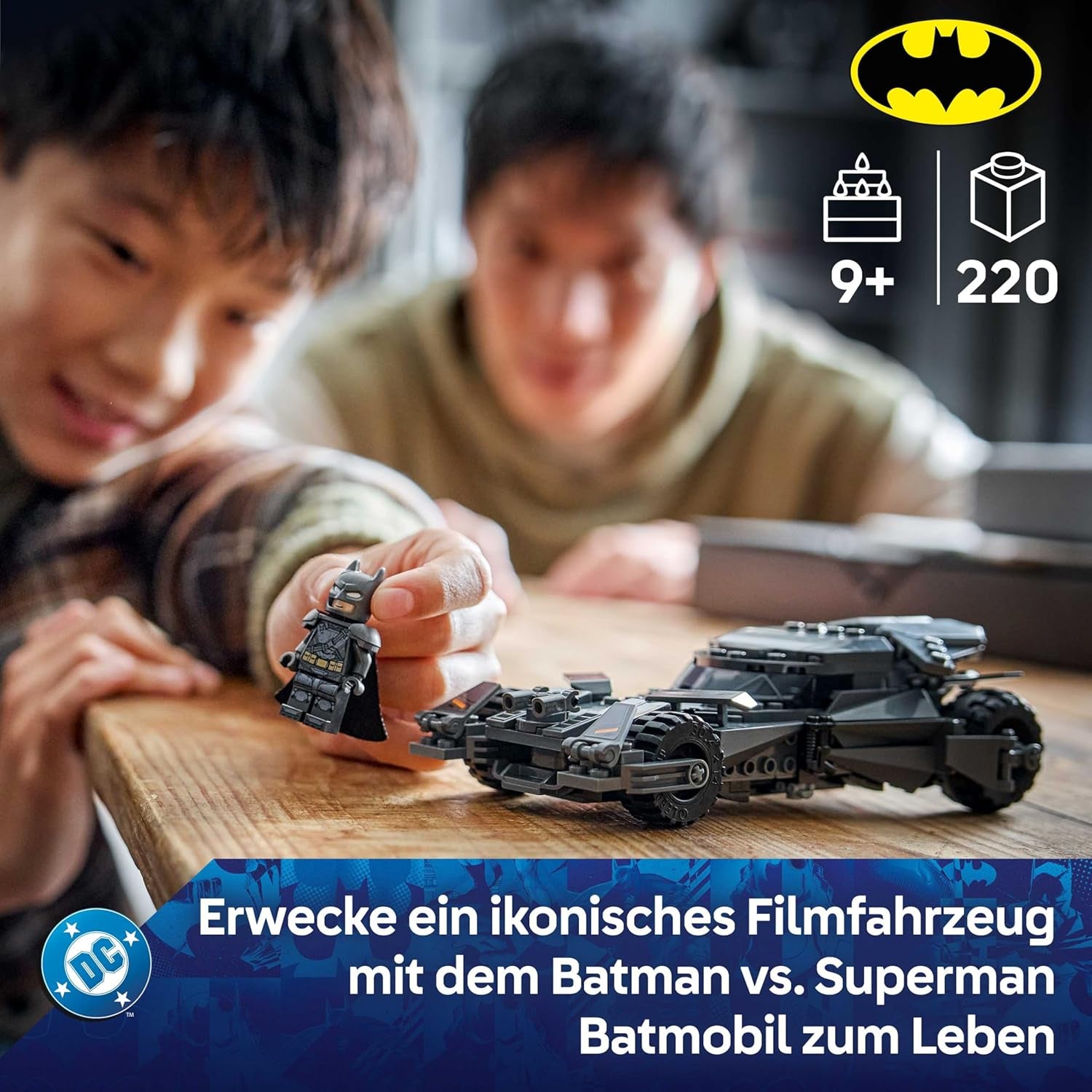 LEGO DC Batman Batman contre. Superman : Batmobile - Véhicule de jeu Superhelden - Jeux créatifs avec figurines pour enfants à partir de 9 ans - Jeu de bricolage pour jeux - Jeux pour jeunes et filles - 76331