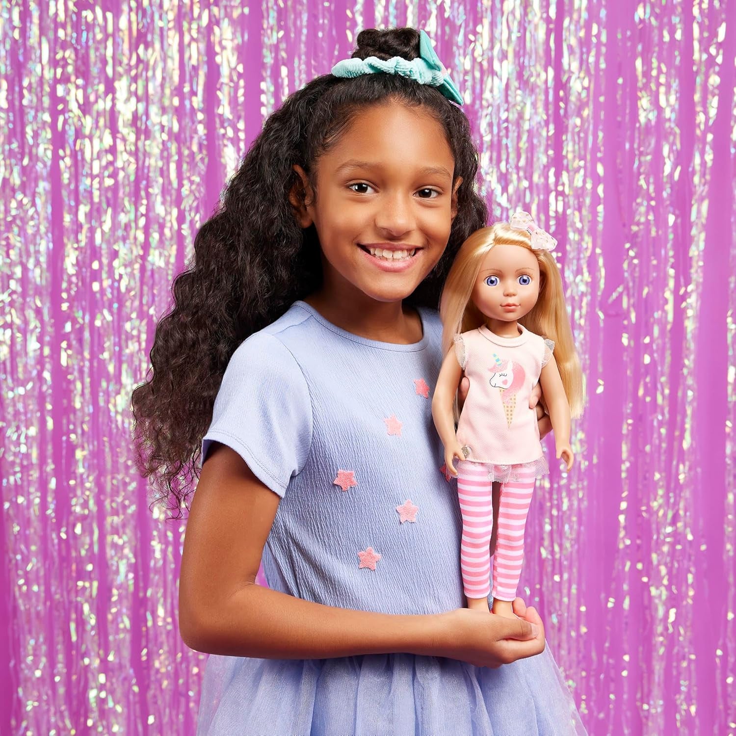 Glitter Girls - Lacy - 36 cm Modepuppe - Blondes Haar & Violette Augen - Poseable Arme & Beine - Einhorn-Eiscreme-Outfit - 3 Jahre +