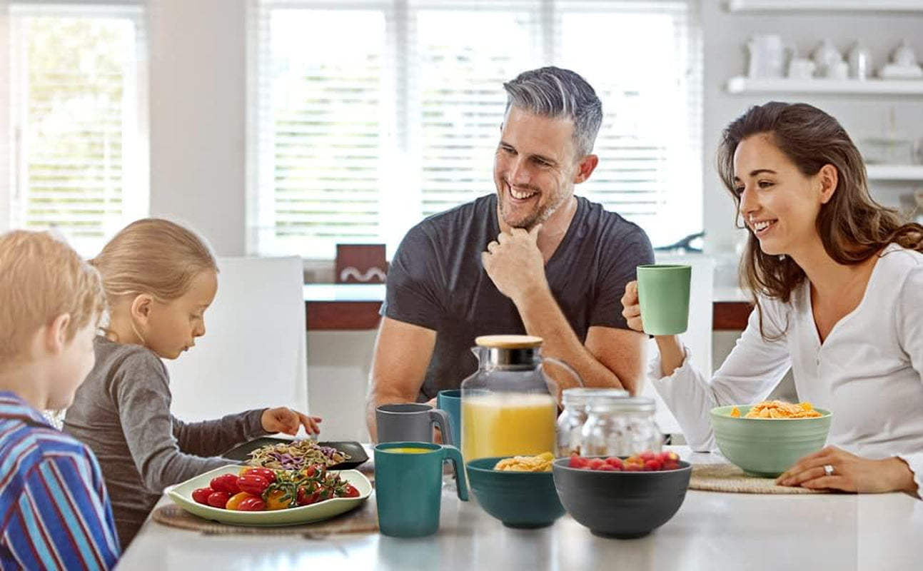 Ensemble de vaisselle en PP | Service de table léger et indestructible de 16 pièces pour enfants et adultes, 4 assiettes, 4 assiettes à dessert, 4 bols, 4 tasses, ensemble combiné pour 4 personnes