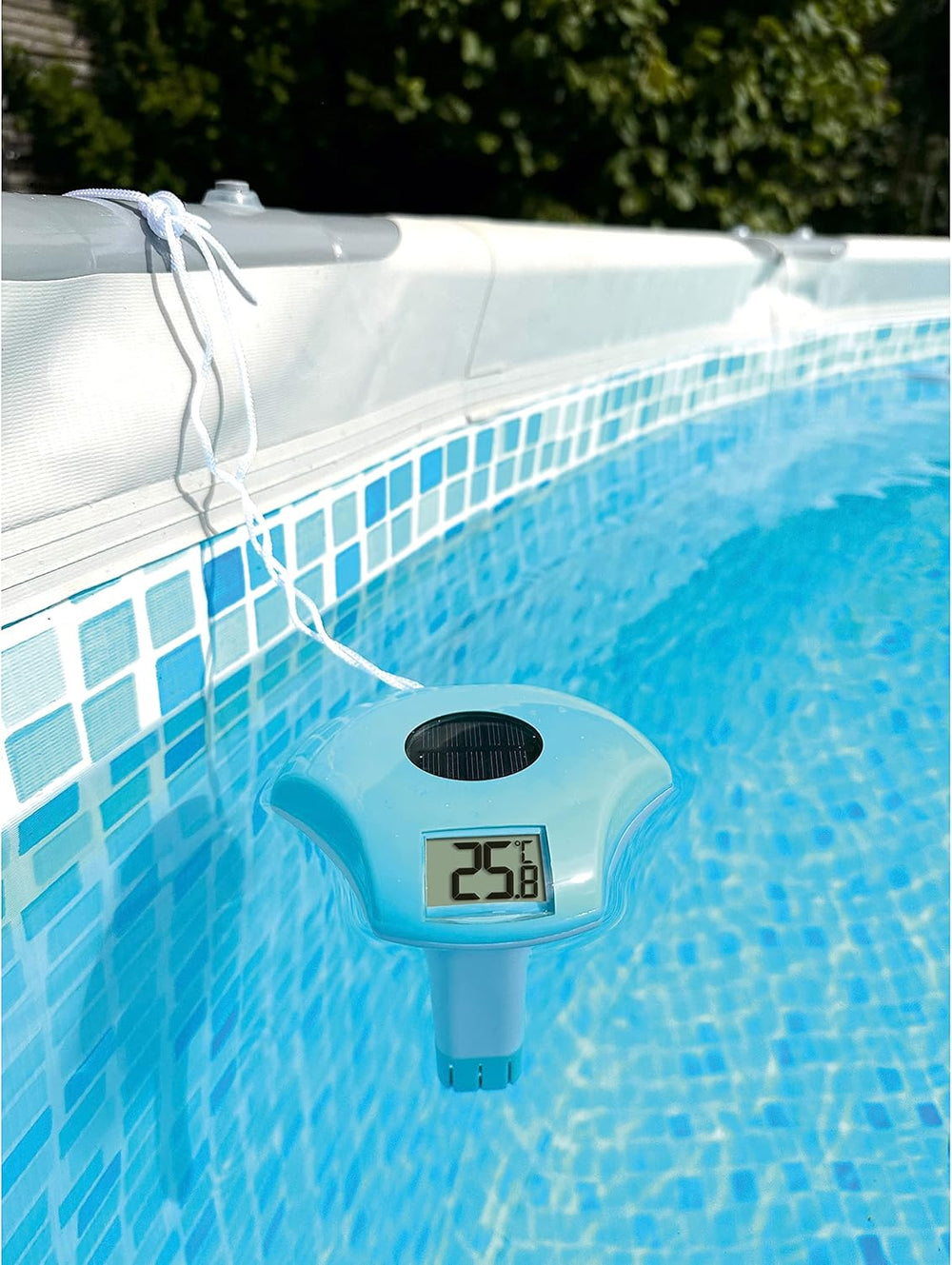 TFA Dostmann 30.2033.20 TFA Dostmann 30.2033.20 Thermomètre solaire numérique pour piscine, câble de 1 m, étanche IPX8, batterie non incluse, plage de mesure -20 à +50°C, précis, idéal pour piscines, étangs, piscines, blanc/turquoise
