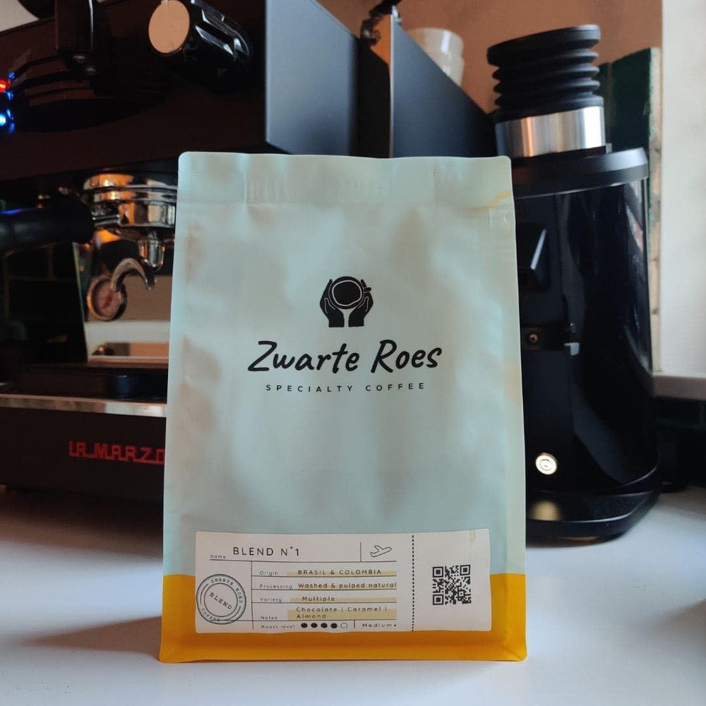 Probierpaket Frische Kaffeebohnen – 4 × 250 g (1 kg perdu) – Mischung Nr. 1, Brasil Capricornio, Äthiopien Sidamo – Ganze Bohnen oder gemahlen – Pour Espresso & Filterkaffee