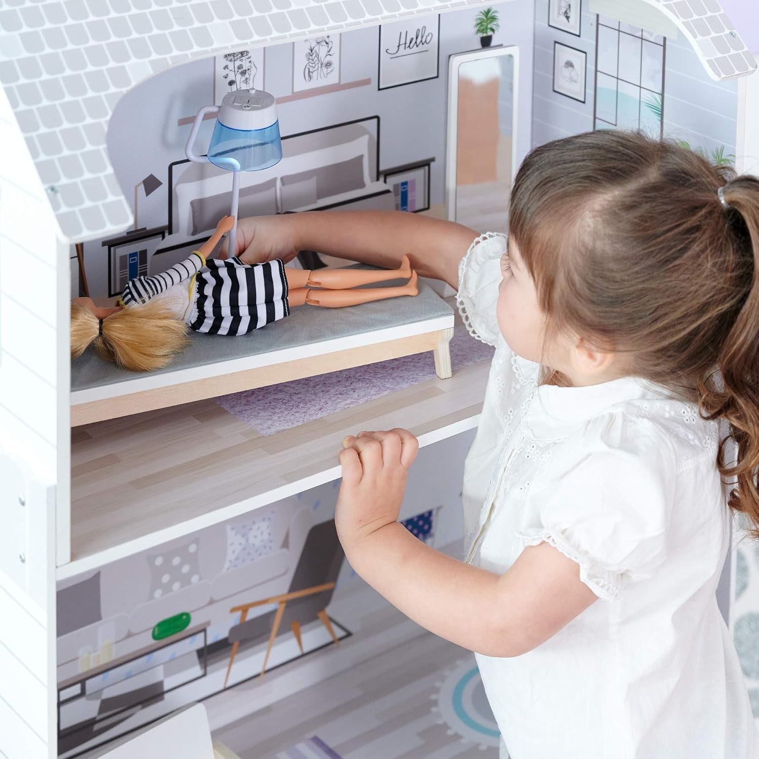 Teamson Kids Olivia's Little World Maison de poupée géante avec meubles et accessoires, maison de poupée en bois, ensemble de jeu à 3 niveaux pour poupées de 30 cm, à partir de 3 ans