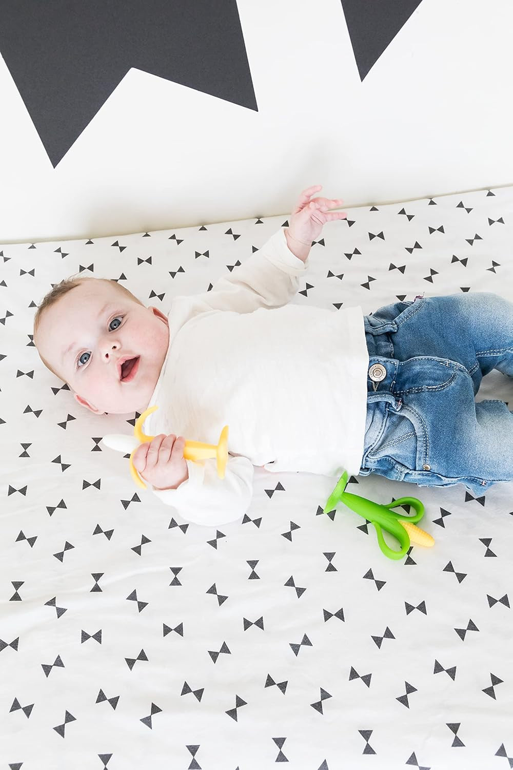 Nuby - Aide à la dentition en épi de maïs - 3M+, Multicolore