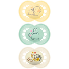 MAMAN | Sucette originale beige 18+ mois (pack de 3) couleur aléatoire - Tétine symétrique en silicone ultra-doux - Sucette bébé de forme anatomique pour un développement optimal de la bouche