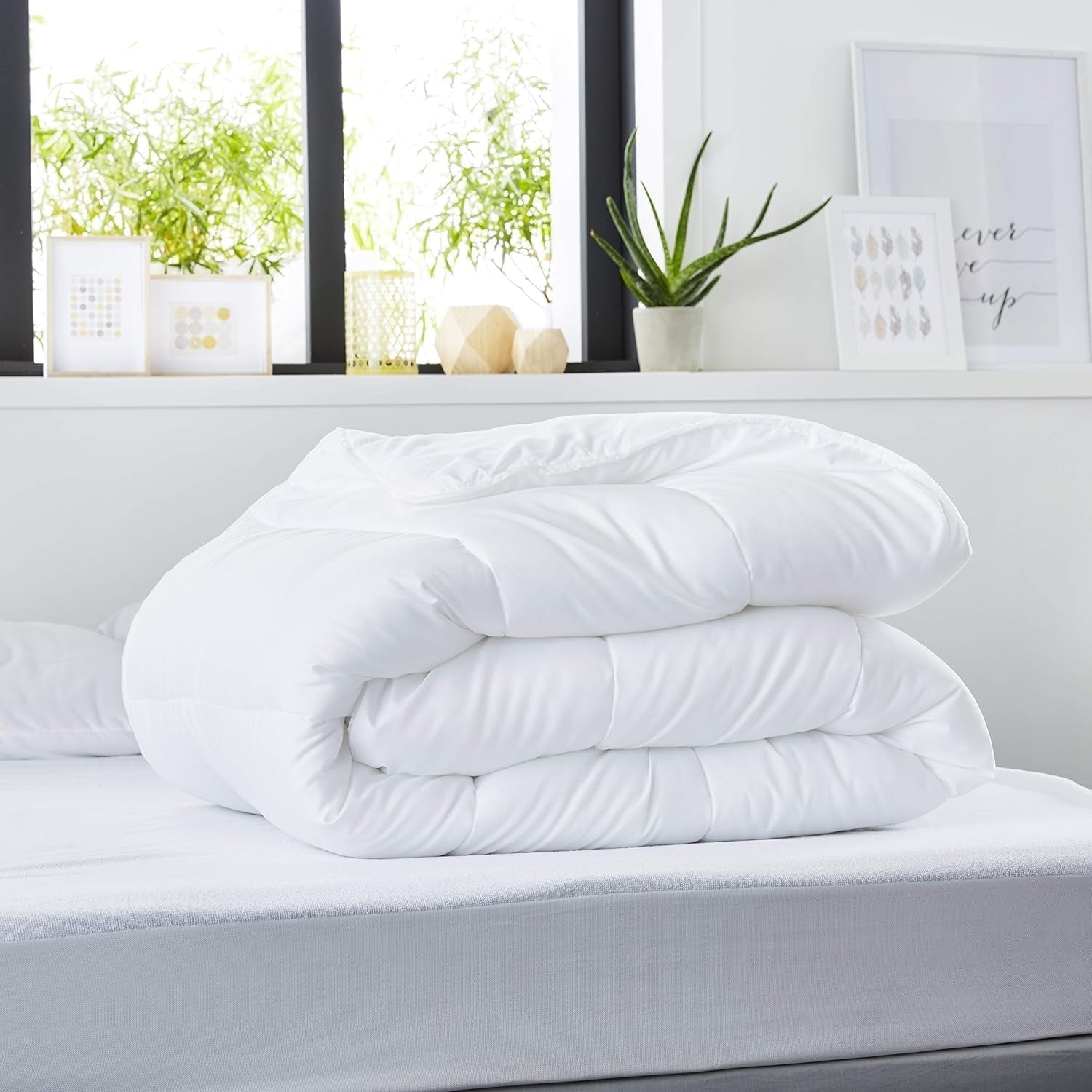 SWEET NIGHT - Plapumă de vară 220G/M² | 140X200 Cm | Subțire și ușoară | Moale și confortabilă | Lavabilă | Plapumă 100% microfibră Plapumi si pilote Naty Shop