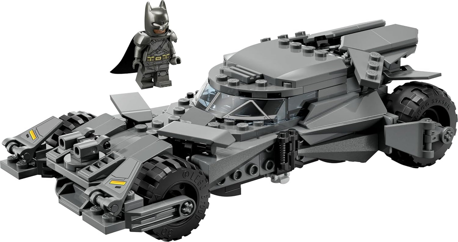 LEGO DC Batman Batman contre. Superman : Batmobile - Véhicule de jeu Superhelden - Jeux créatifs avec figurines pour enfants à partir de 9 ans - Jeu de bricolage pour jeux - Jeux pour jeunes et filles - 76331