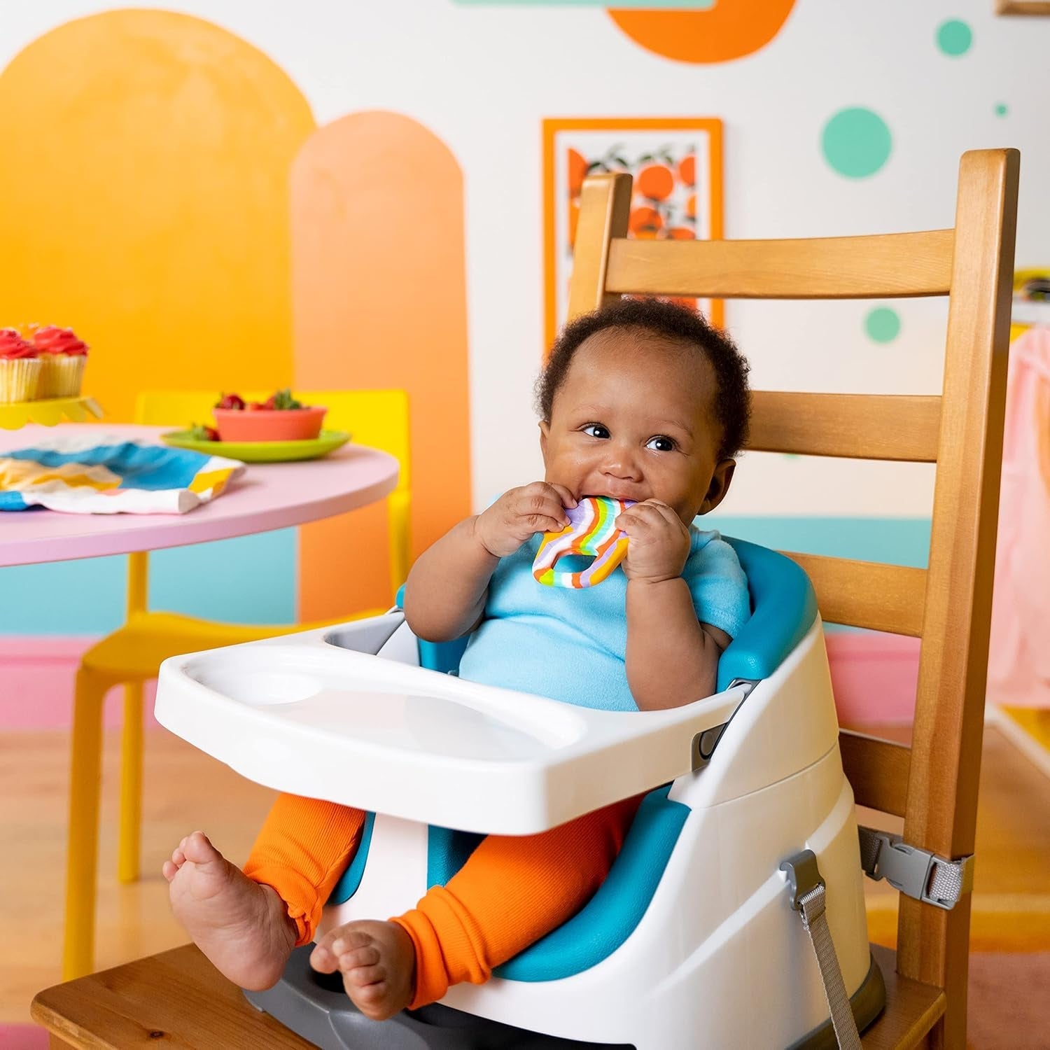 Bright Starts Anneau de dentition en silicone doux et apaisant, cornet de crème glacée facile à saisir, sans BPA, unisexe, 3 mois et plus