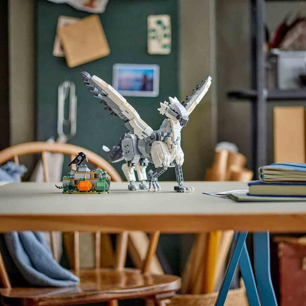 LEGO Harry Potter Hippogriff Buckbeak, jucărie creatură mitică de colecționat, set de joacă creativ pentru copii, cadou pentru băieți, fete și toți fanii 76427 Seturi de constructie Besuche den LEGO-Store