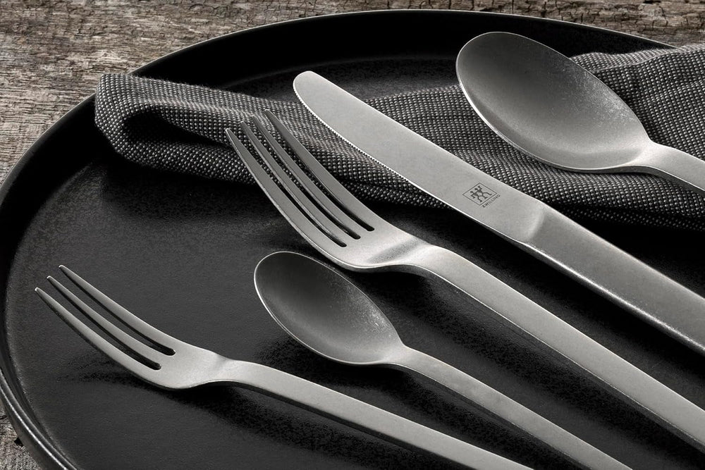 ZWILLING 1027162 Ménagère Minimal, 68-TLG, pour 12 personnes, acier inoxydable 18/10 Naty Shop