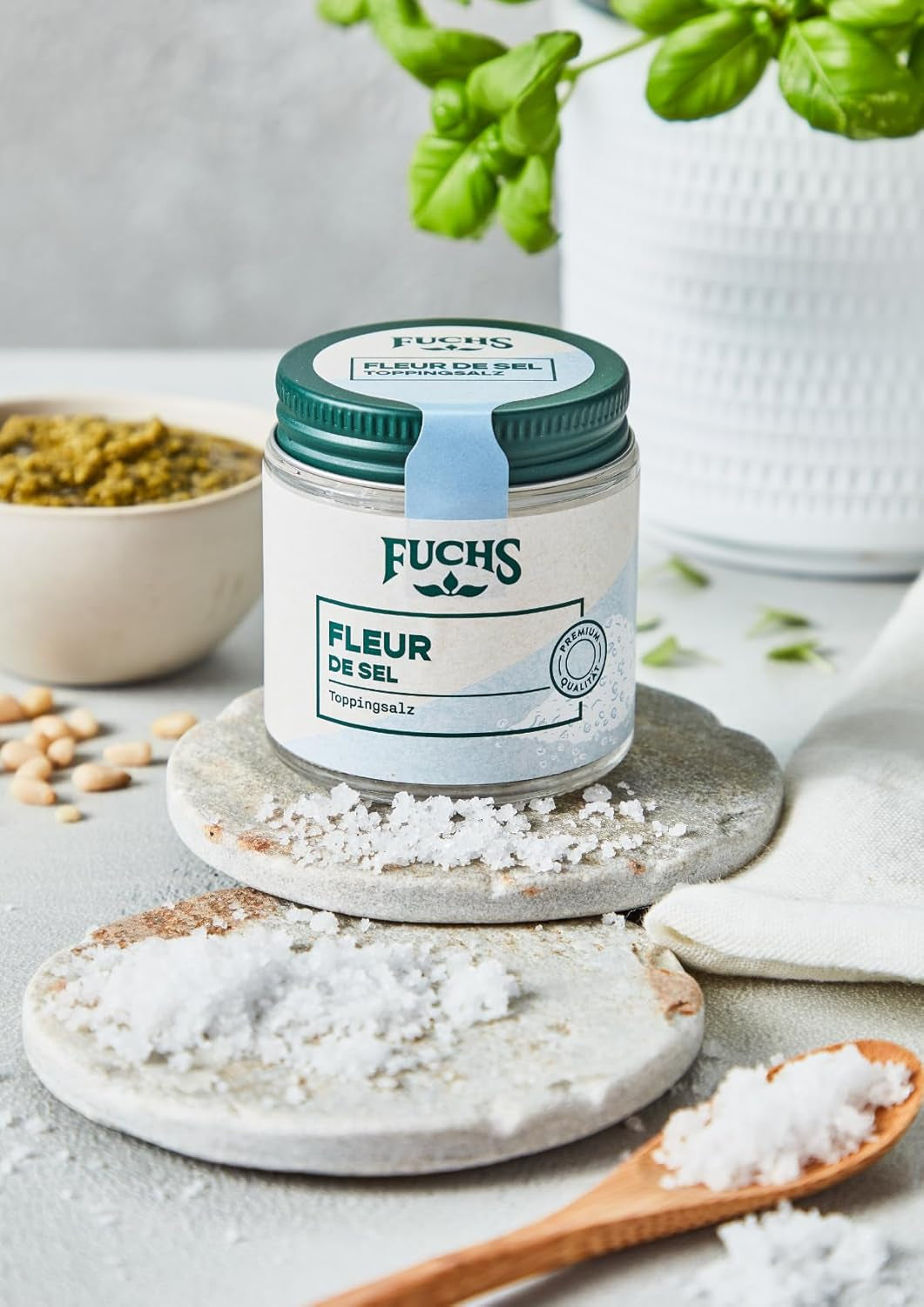 Fuchs Gewürze - Fleur de Sel | Sel de garniture noble pour asperges, fruits de mer et poissons | Meersalz de qualité supérieure 100 g im wiederverschließbaren Gewürzglas