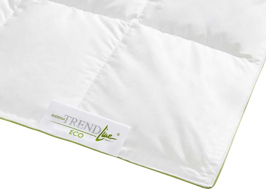 Badenia Trendline Eco plapumă caldă cu 90% puf și 10% pene clasa I, 135 X 200 cm, alb, certificat Öko-Tex, produs în conformitate cu standardul de calitate german Plapumi si pilote Naty Shop