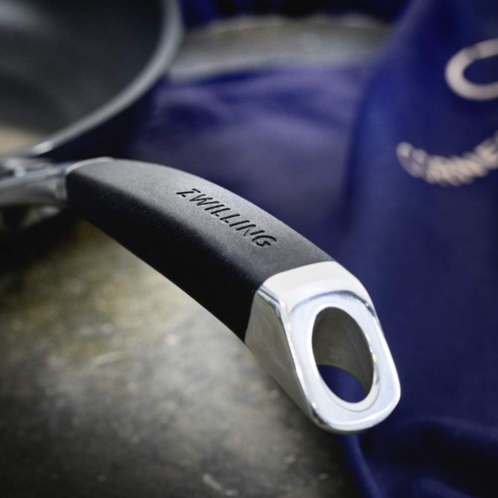 Poêles ZWILLING CORNELIA POLETTO, avec revêtement antiadhésif en 4 couches avec particules de diamant, acier inoxydable 18/10, pour tous types de feux, y compris induction. Casseroles et poêles Naty Shop