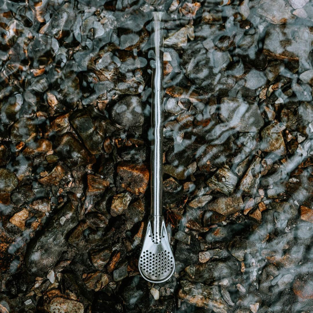 Service à thé Mate Bio ● 3 assortiments de Mate + Mug Mate en acier inoxydable à double paroi + Bombilla + Instructions de préparation (Noir)