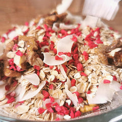 Morceaux de framboises lyophilisés | Fruits lyophilisés lyophilisés | Framboises lyophilisées sans gluten | Framboise lyophilisée | ZingyZoo (100g) Naty Shop produits déshydratés