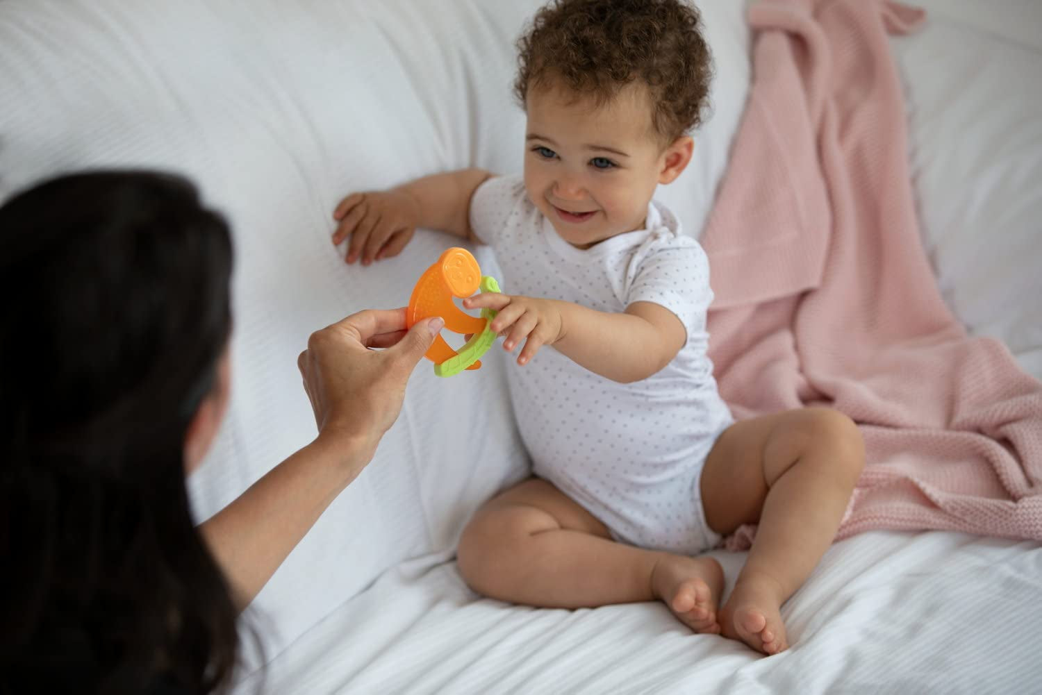 Anneau de dentition Chicco Fresh&Relax Singe ou Paresseux, 4M+, rempli d'eau stérile