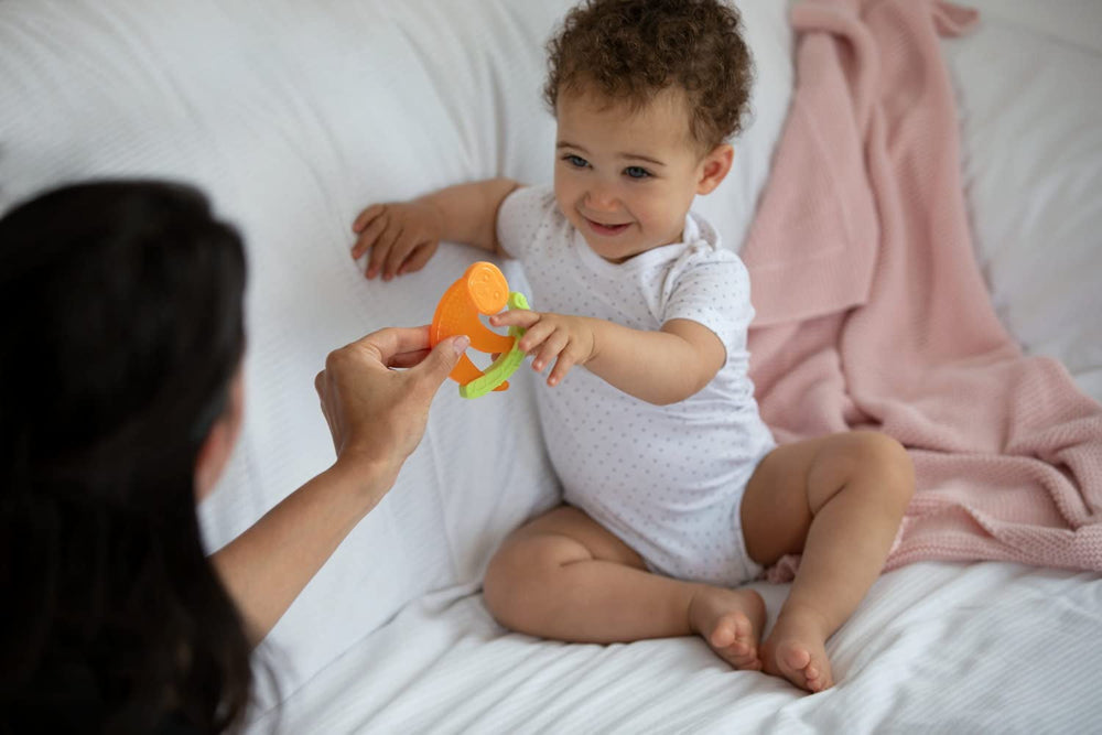 Anneau de dentition Chicco Fresh&Relax Singe ou Paresseux, 4M+, rempli d'eau stérile