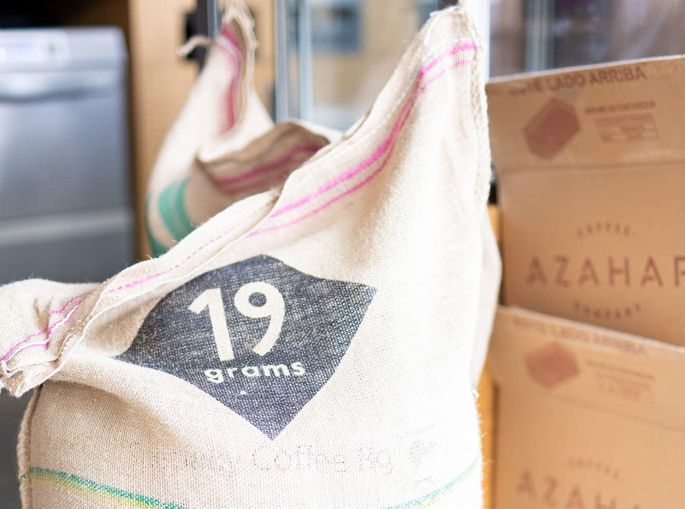 Filtre de floraison printanière | 250 g de céréales complètes | équitable et durable | fraîchement frit | café en grains 100% Arabica | café spécial | 19 grammes de café torréfacteur…