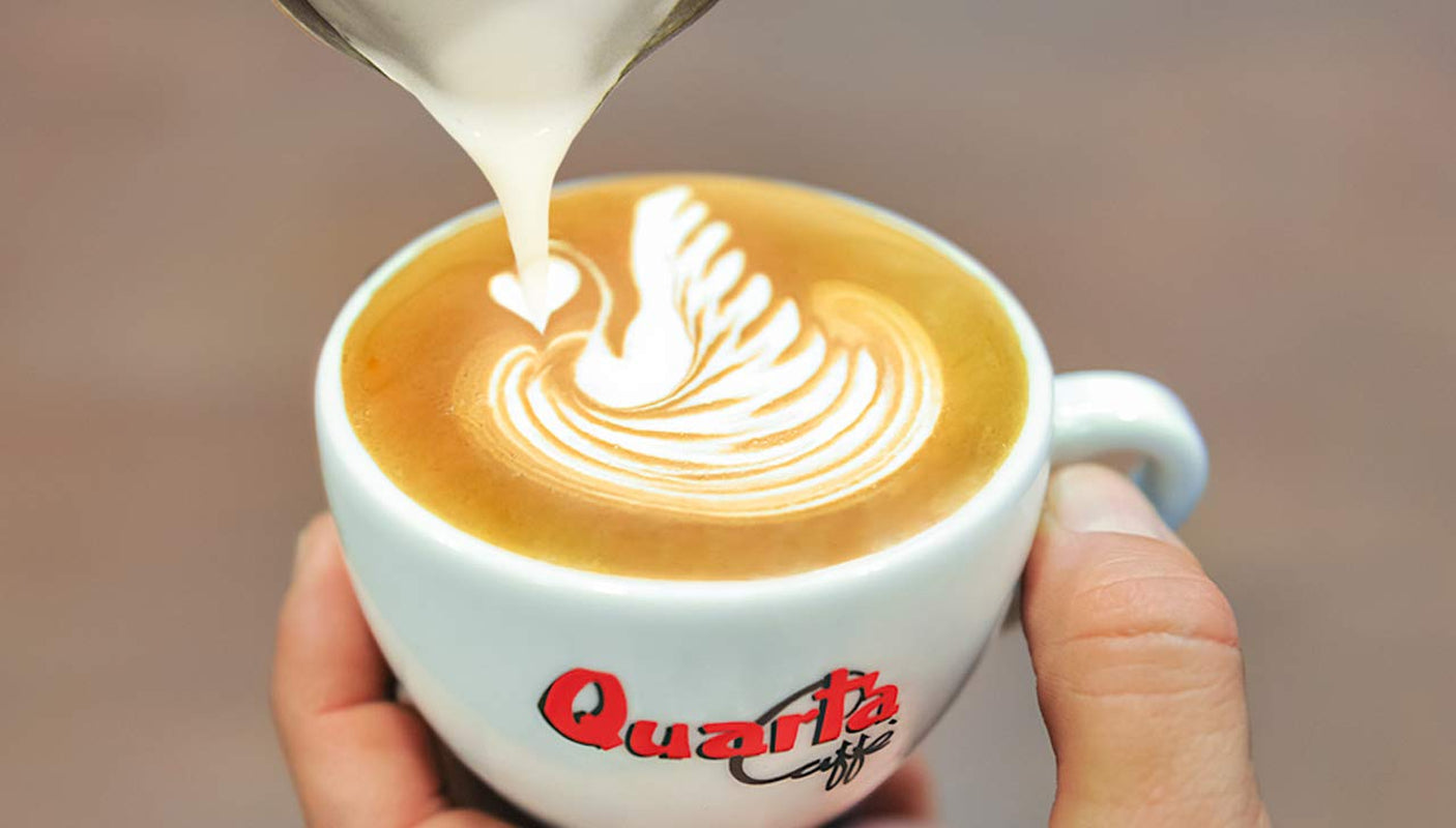 Grains Quarta Caffè Sorte Rossa – Café Arabica et robuste, 250 g, arôme fort et énergique – 10 paquets de 250 g chacun. Produit dans les Pouilles, Salento