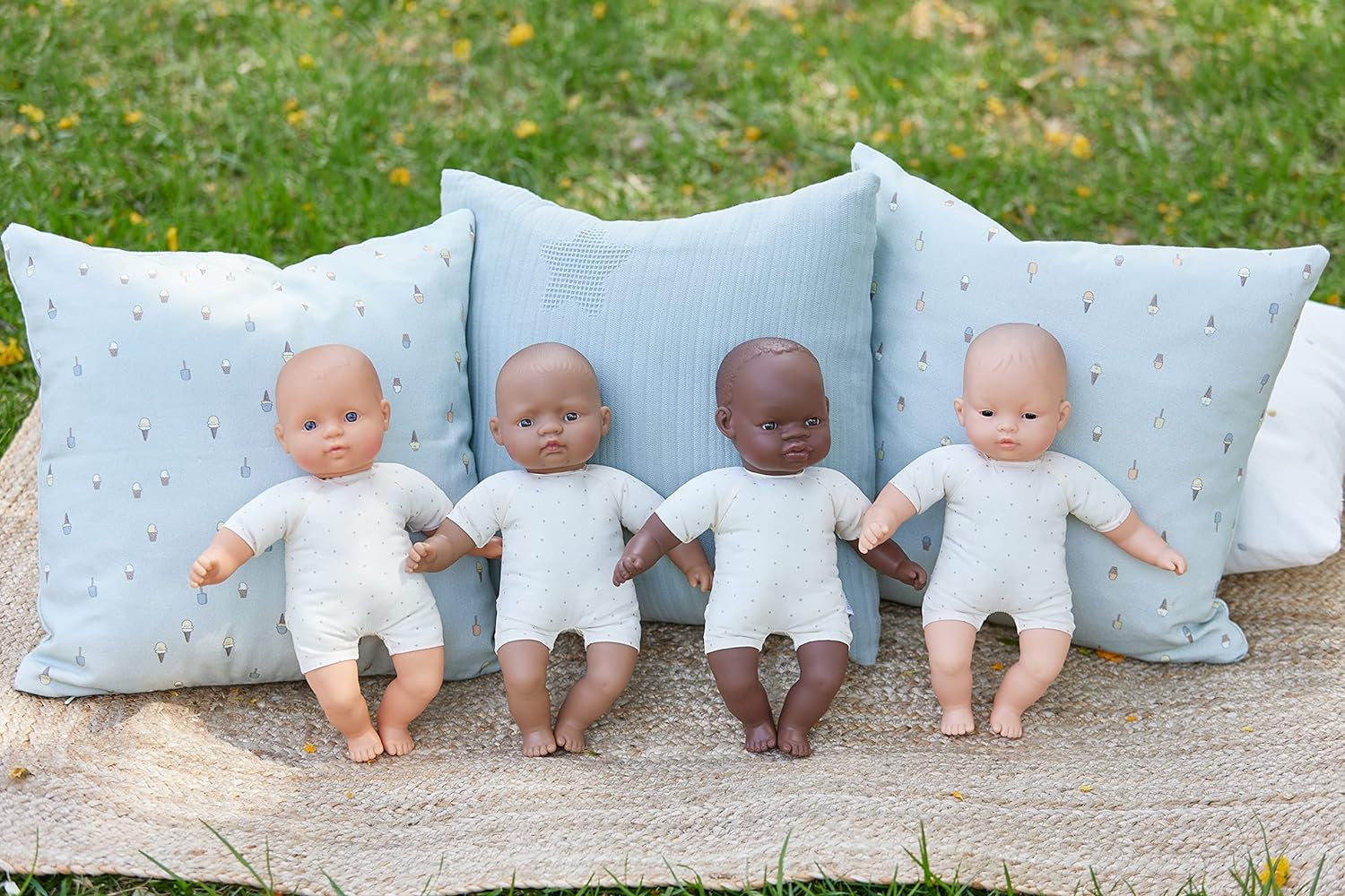 Miniland Dolls: poupée européenne Babypuppe, 32 cm, avec corps souple, dans une boîte cadeau