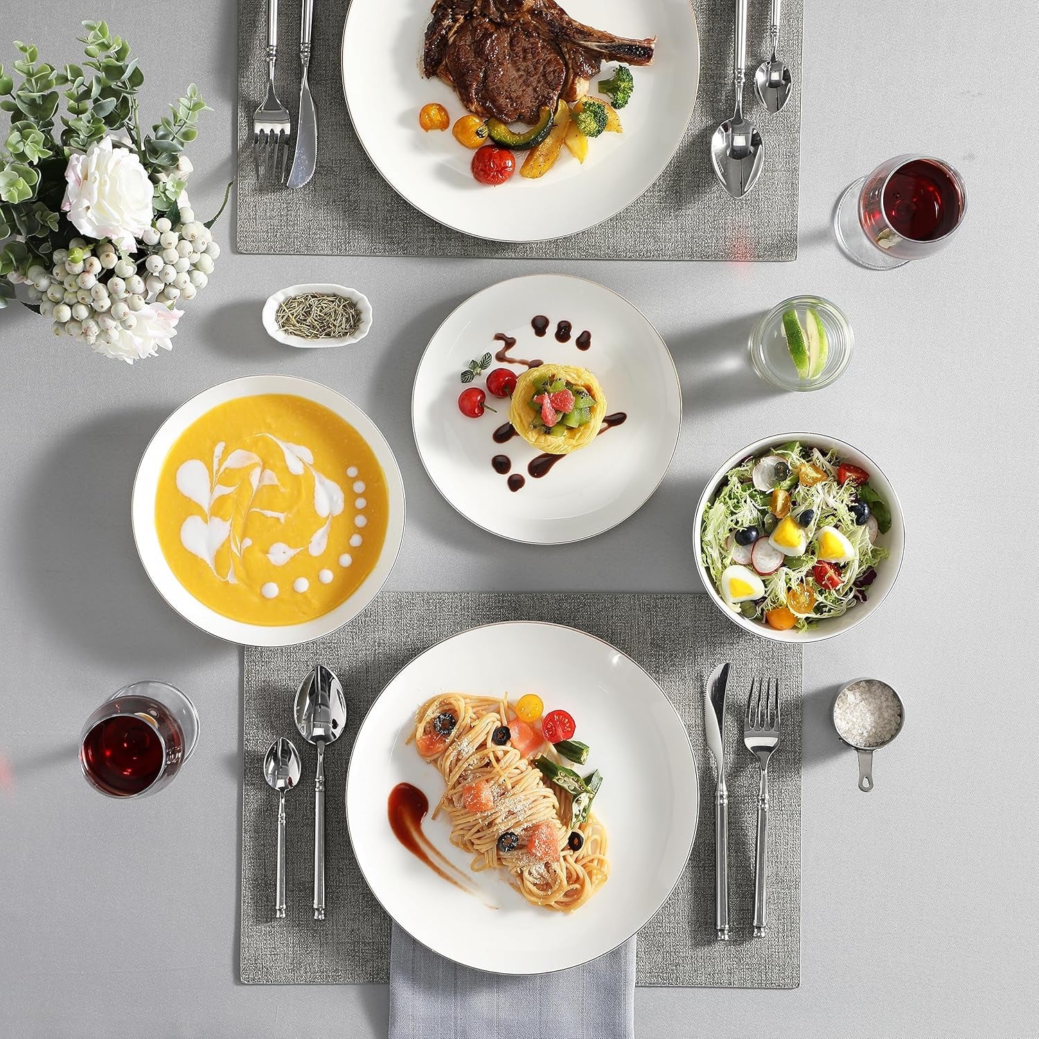 MALACASA Service de table pour 4 personnes en porcelaine tendre, service de table 16 pièces rond blanc avec bord doré, ensemble combiné de 4 assiettes plates, 4 assiettes à dessert, 4 assiettes Suma et 4 bols à céréales Série NORI