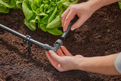 Gardena Système d'irrigation micro-goutte en L 13 mm (1/2") : connecteur de tuyau pour inverser les tuyaux d'alimentation de 13 mm, assemblage sans outil, réutilisable (13202-20)