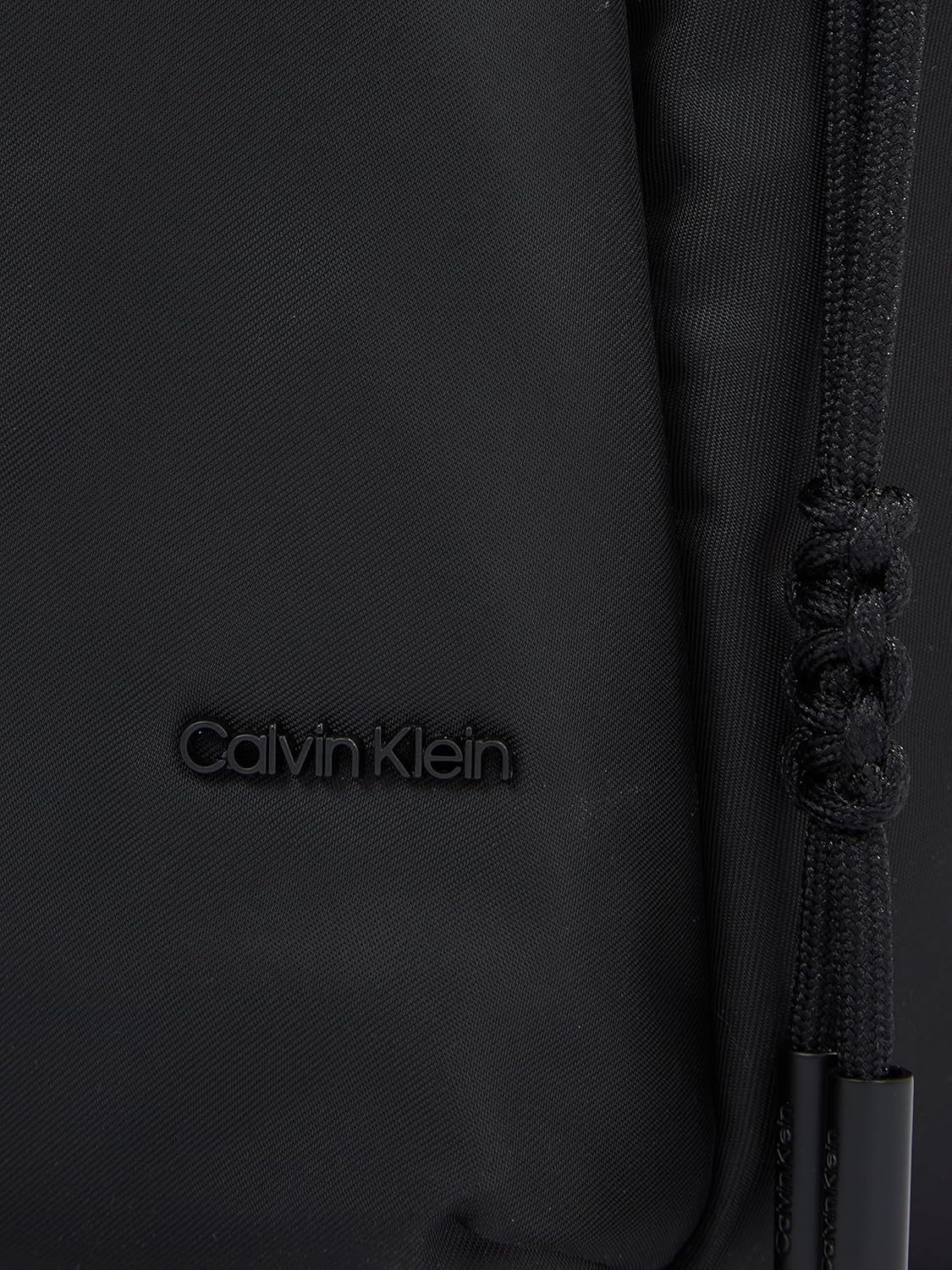 Calvin Klein CK NYLON BACKPACK Sacs à dos pour femmes, Noir (Ck Black), OS Sacs femme Naty Shop