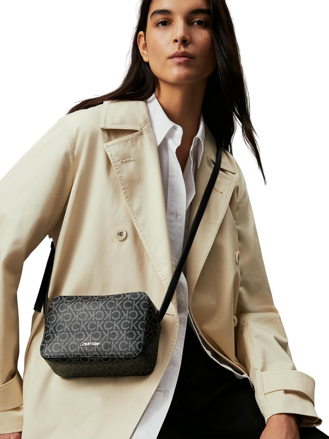 Calvin Klein sac bandoulière femme Ck Must Camera Bag Mono Klein, noir (Black Mono), taille naturelle Sacs femme Naty Shop