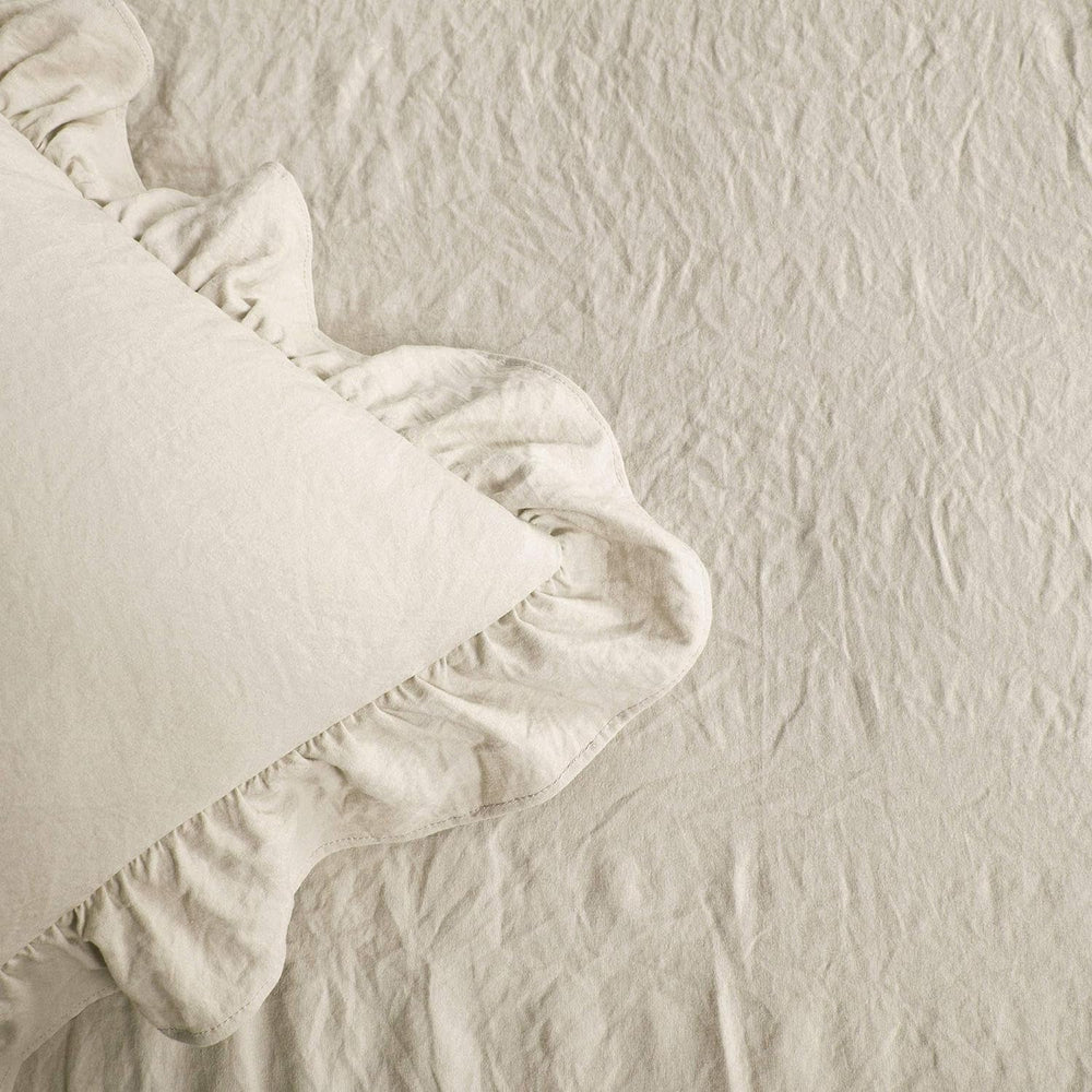 Lush Decor Parure de lit 3 pièces avec jupe à volants et détails de volants élégants et charmants - Style intemporel et design classique - Doux et léger - King size - Lits et édredons Lush Decor