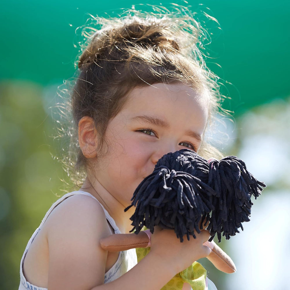 HABA 304576 - Puppe Cari, 30 cm, Weich- und Stoffpuppe für Kinder ab 18 Monaten, mit ausziehbarer Kleidung und Langen Haaren