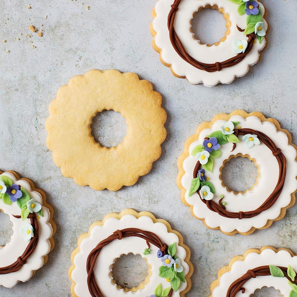 0255301 Jeu de moules à biscuits, ronds ondulés, 6 pièces, 1,5/2,5/3,5/5/6,5/8 cm