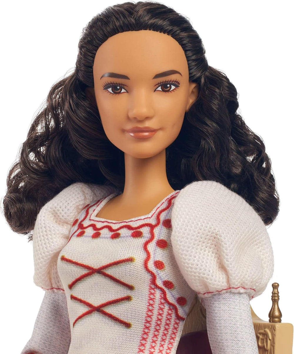 Mattel Wicked Nessarose Poupée mannequin et accessoires, y compris un fauteuil roulant, avec cheveux bruns bouclés, diverses poses et apparence de robe de bal amovible, HXY36