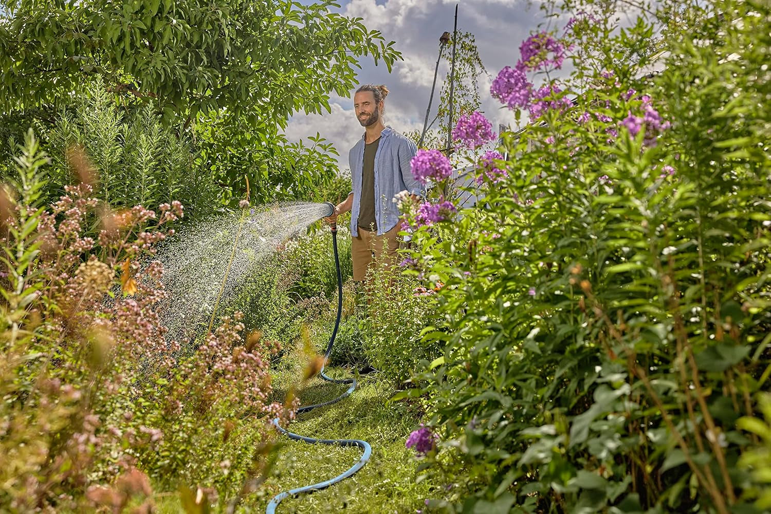 Set Gardena Liano Xtreme 3/4 inch, 25m: Furtun de grădină extrem de robust din material textil, cu furtun interior din PVC, ușor, rezistent la intemperii (18482-20)