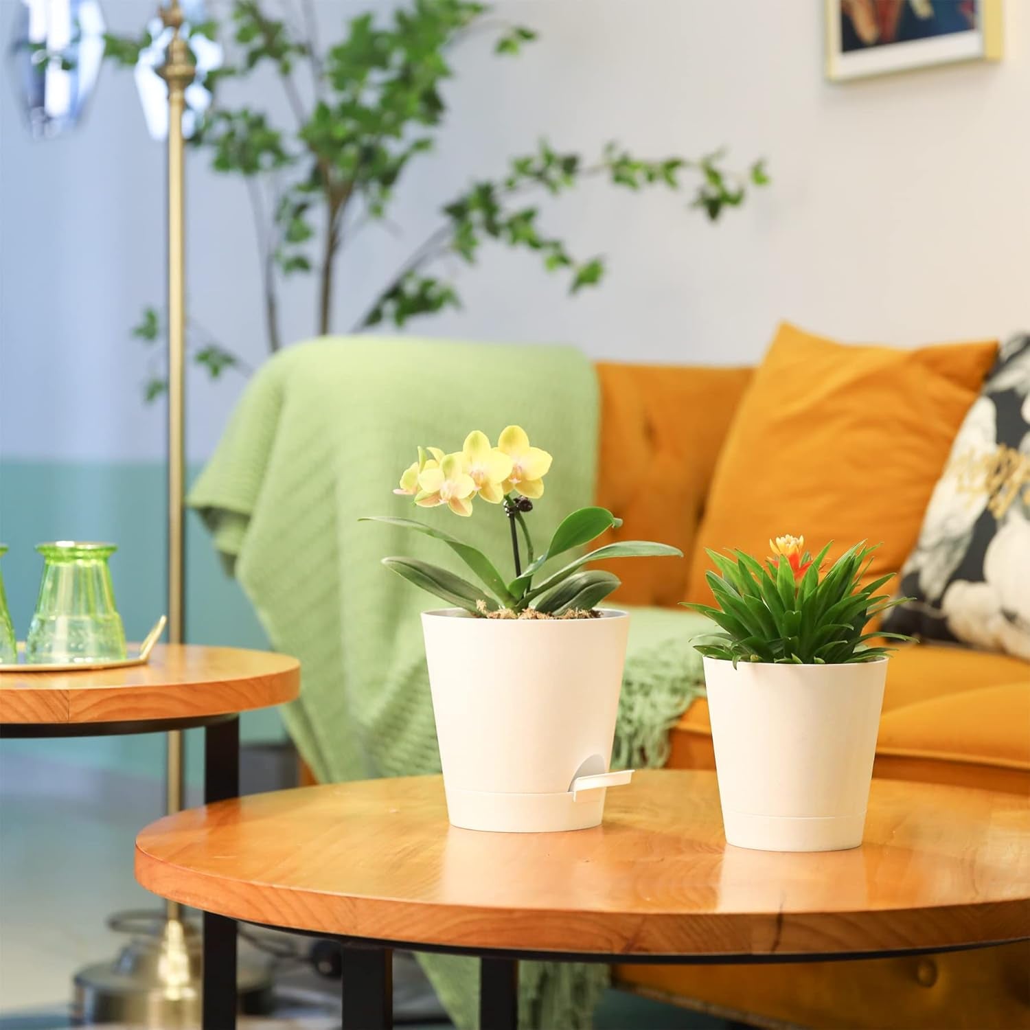 T4U Pots de fleurs en plastique de 14 cm avec système d'arrosage, lot de 6 pots de fleurs et soucoupes à arrosage automatique, pots ronds pour plantes de jardin de balcon intérieur, plantes grasses, cactus, blanc