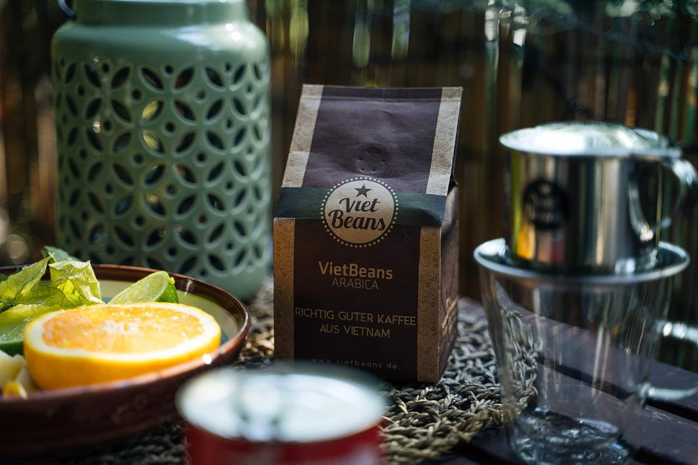 VietBeans 100% Arabica Whole Kaffeebohnen - Espresso Beans säurearm - Fruchtiger Hochlandkaffee mit Nebennote Karamell und Honig - Leicht bittere Süße - 250g