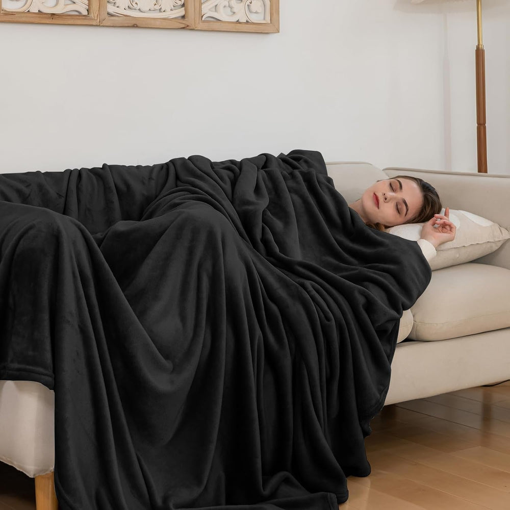 Couverture douillette en polaire moelleuse 130 x 150 cm, couverture de lit, couverture de canapé, grandes couvertures et jetés doux pour adultes, jeté de canapé chaud, lavable en machine, noir, lits et couvertures Good Nite
