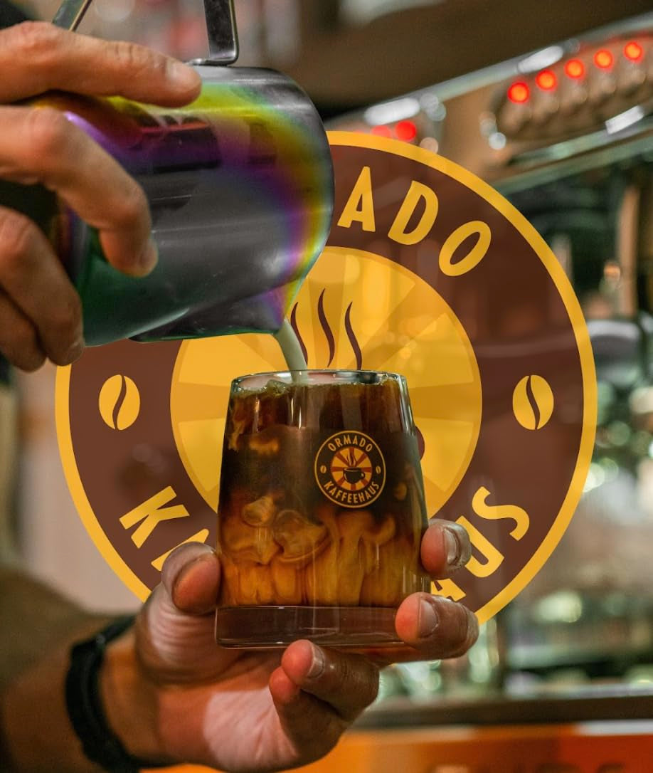 Ormado Coffee House Barista Edition, grains de café brevetés du Kenya – mélange Arabica et Robusta, grains de café entiers pour machines à café entièrement automatiques, grains torréfiés, café complet 250 g, entièrement automatique