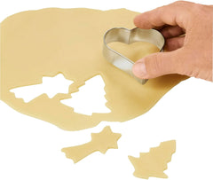 Lot de 9 emporte-pièces de Noël originaux Kaiser pour couper des biscuits, des biscuits et des fondants.